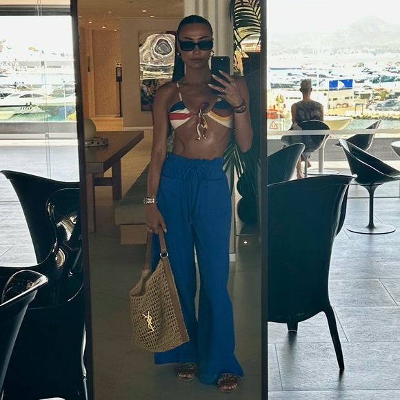 Meet your Posher, Ashly Rose - Picture 5 of 6